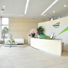 グランディハウス 本社営業部