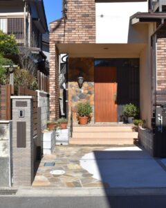 四街道市で庭を駐車場に変更した外構リフォーム 